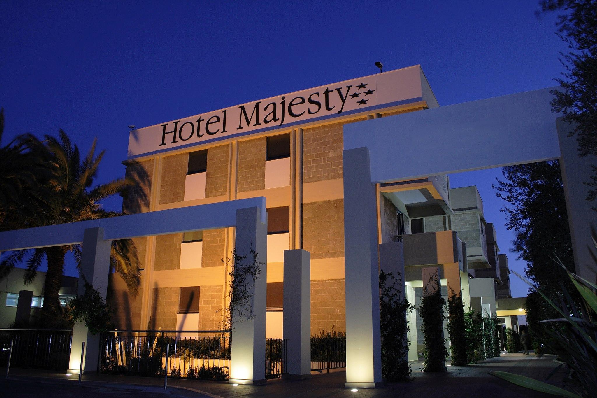 Hotel Majesty Бари Экстерьер фото